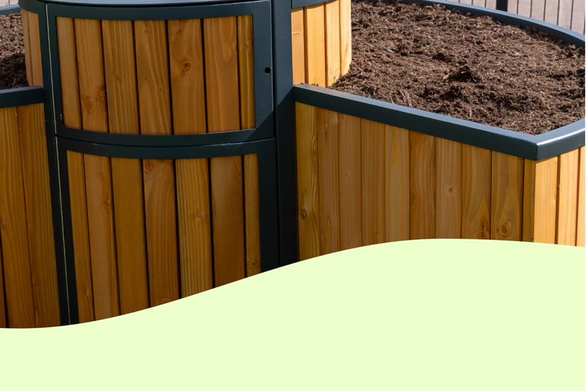 Vue plongeante sur les bacs d’un jardin composteur